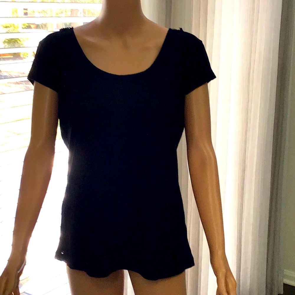 Black capped sleeve top
